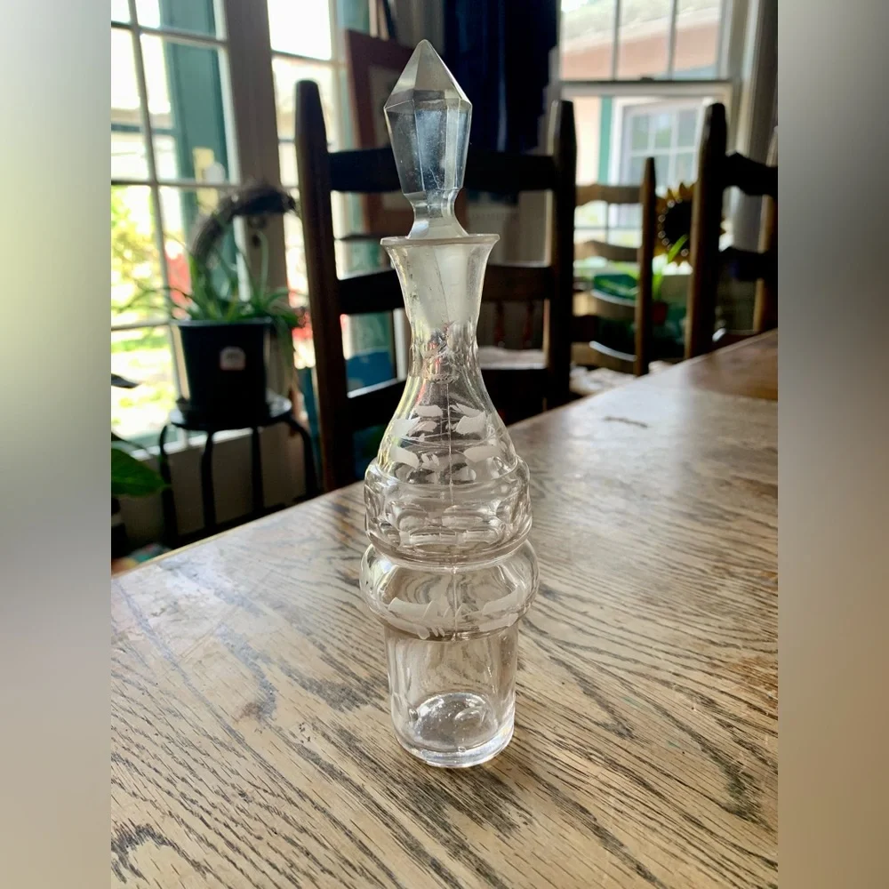 Vintage Decanter Glass Crystal Stopper 8” Etched Glass